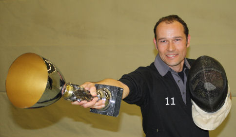 An seiner Brust zerbrachen Klingen: Sieger Markolo.