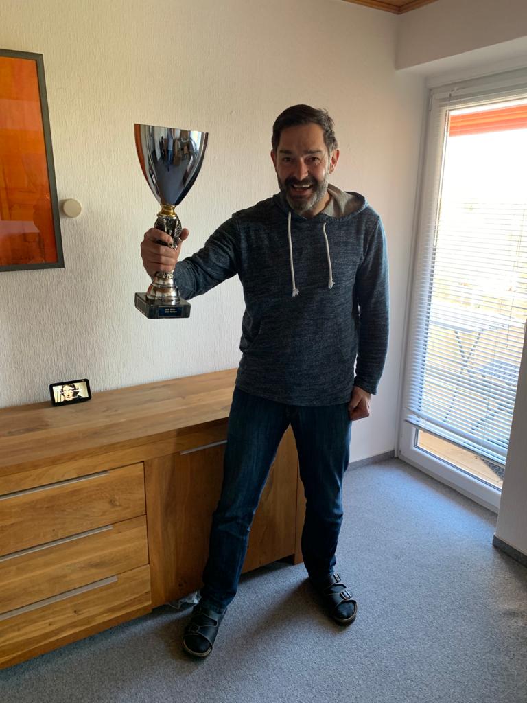 Sieger im Pokalstemmen und im Hütti Trail! Bär!